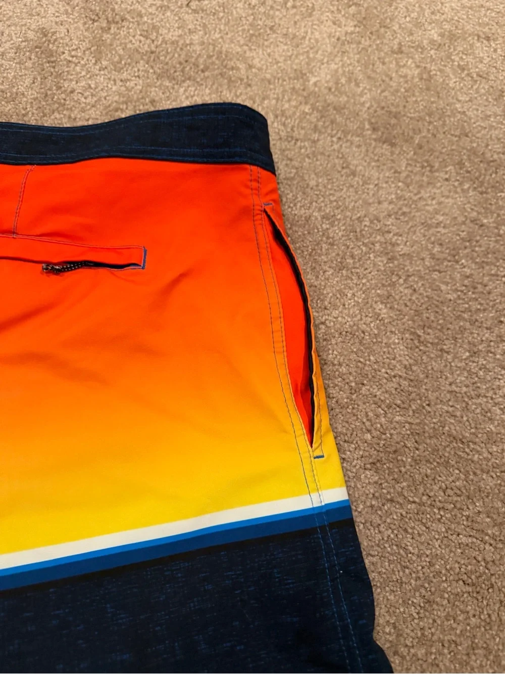 Ron Jon Surf Shop Sunset Gradient Board Shorts Men’s Size 44 Swim Trunks